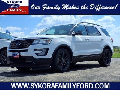 2017 Ford Explorer XLT 4DR SUV