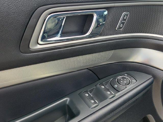 2018 Ford Explorer - $14,789