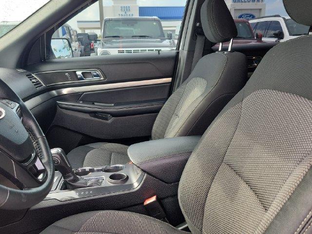 2018 Ford Explorer - $14,789