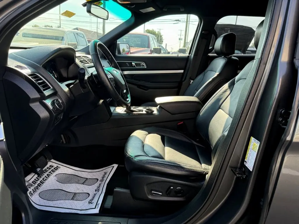 2017 Ford Explorer - $7,999