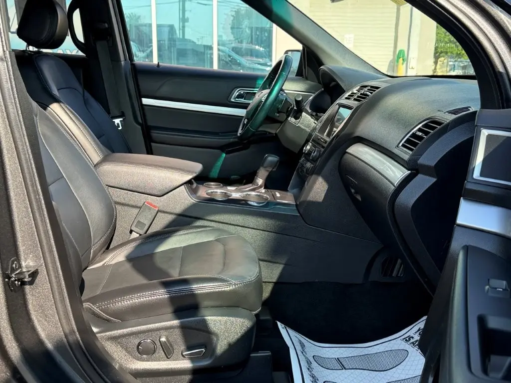 2017 Ford Explorer - $7,999