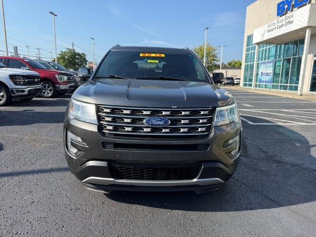 2017 Ford Explorer - $7,999