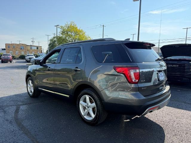 2017 Ford Explorer - $7,999