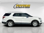 2017 Explorer Thumbnail 2