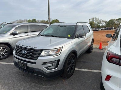 2017 Ford Explorer XLT 4DR SUV