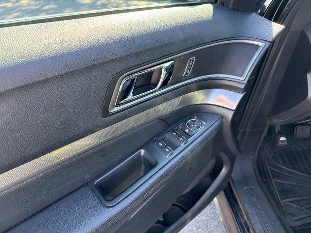 2018 Ford Explorer - $19,500