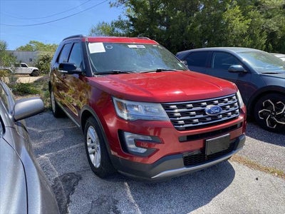 2017 Ford Explorer XLT 4DR SUV