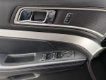 2017 Explorer Thumbnail 33