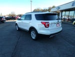 2016 Explorer Thumbnail 5