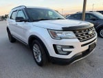 2016 Explorer Thumbnail 5