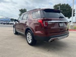 2016 Explorer Thumbnail 2