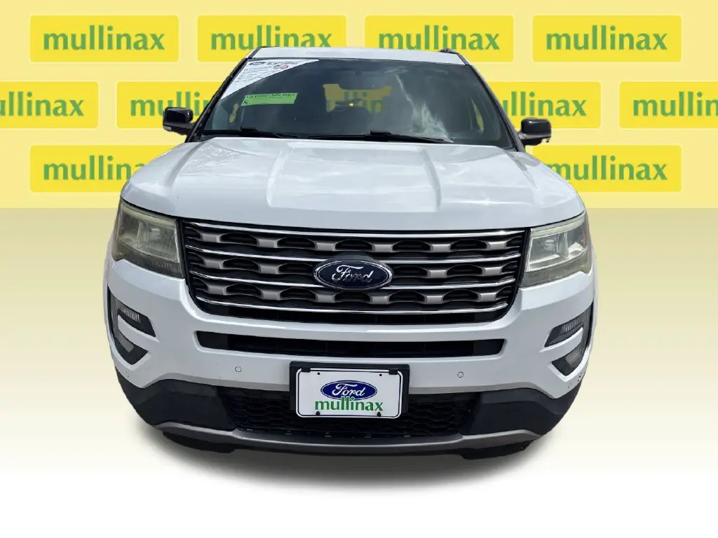 2017 Ford Explorer - $14,900
