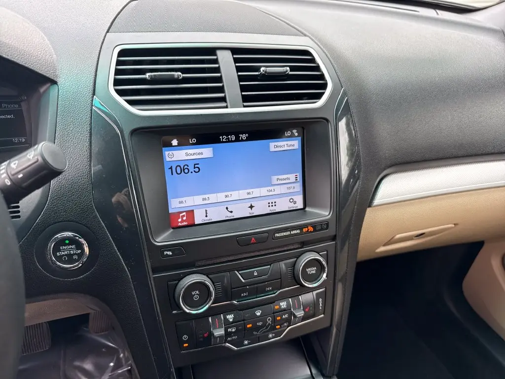 2017 Ford Explorer - $14,900