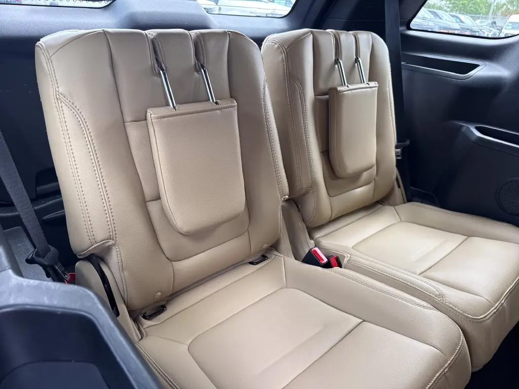 2017 Ford Explorer - $14,900