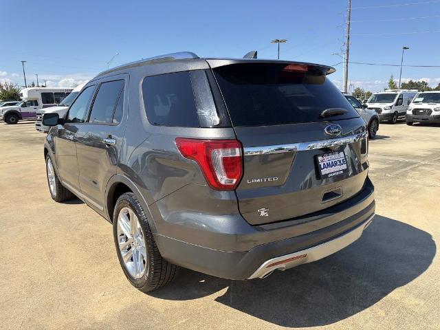 2016 Ford Explorer - $15,880
