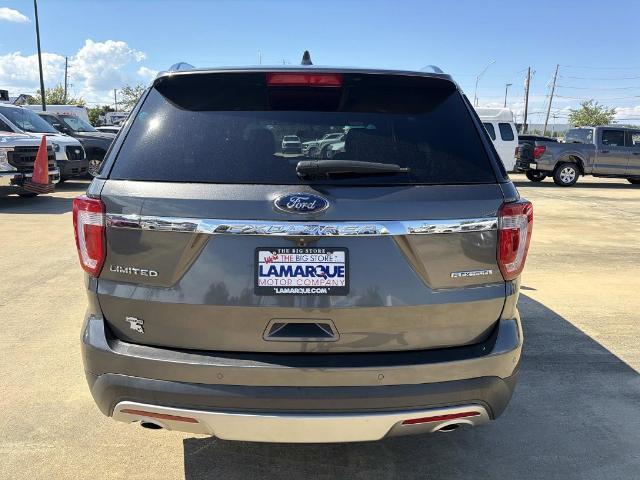 2016 Ford Explorer - $15,880