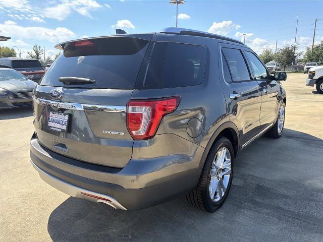 2016 Ford Explorer - $15,880