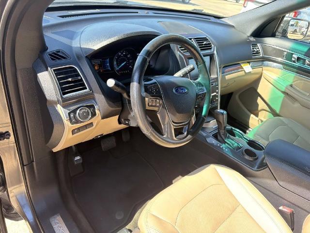 2016 Ford Explorer - $15,880