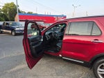 2017 Explorer Thumbnail 10