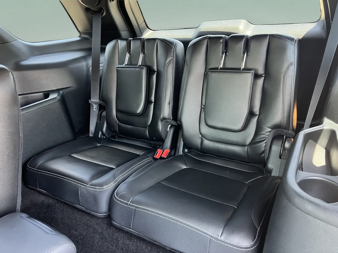 2018 Ford Explorer - $18,999