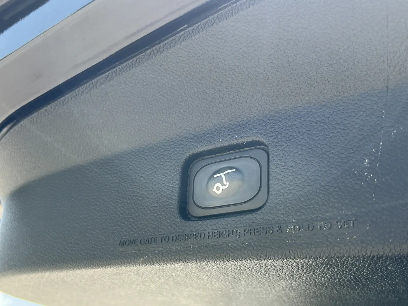 2018 Ford Explorer - $18,999