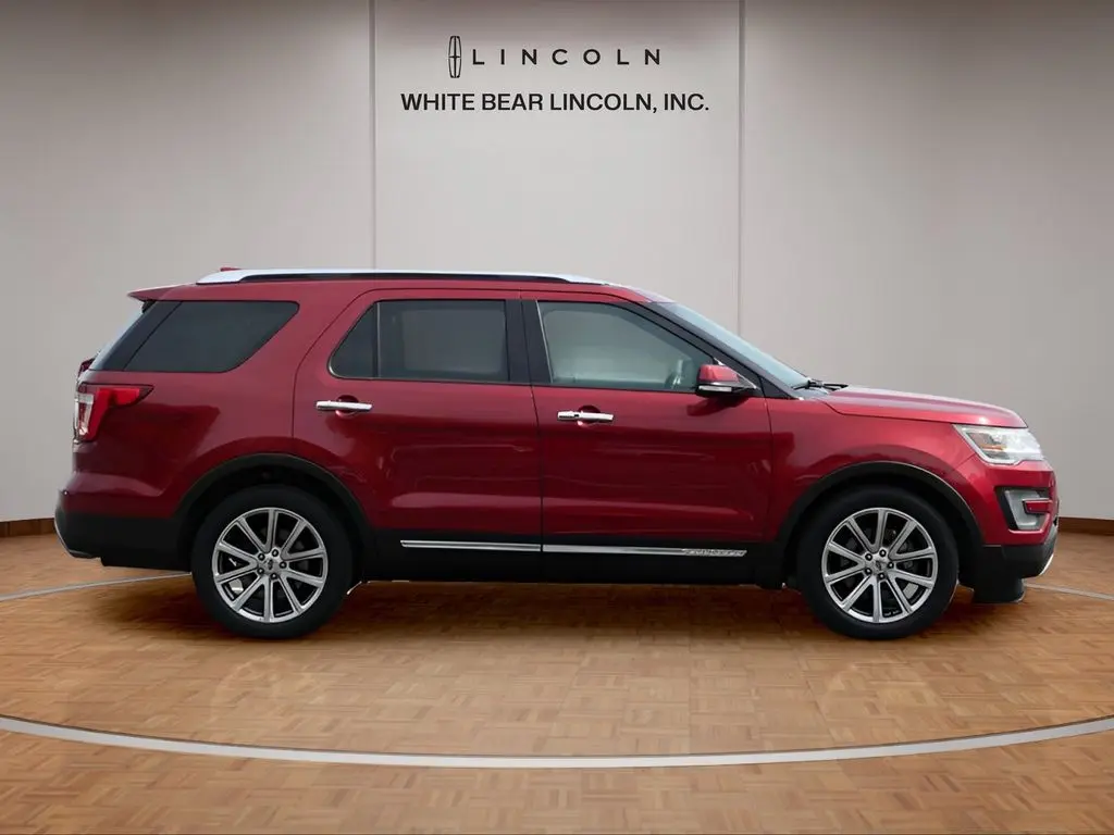 2017 Ford Explorer - $13,345