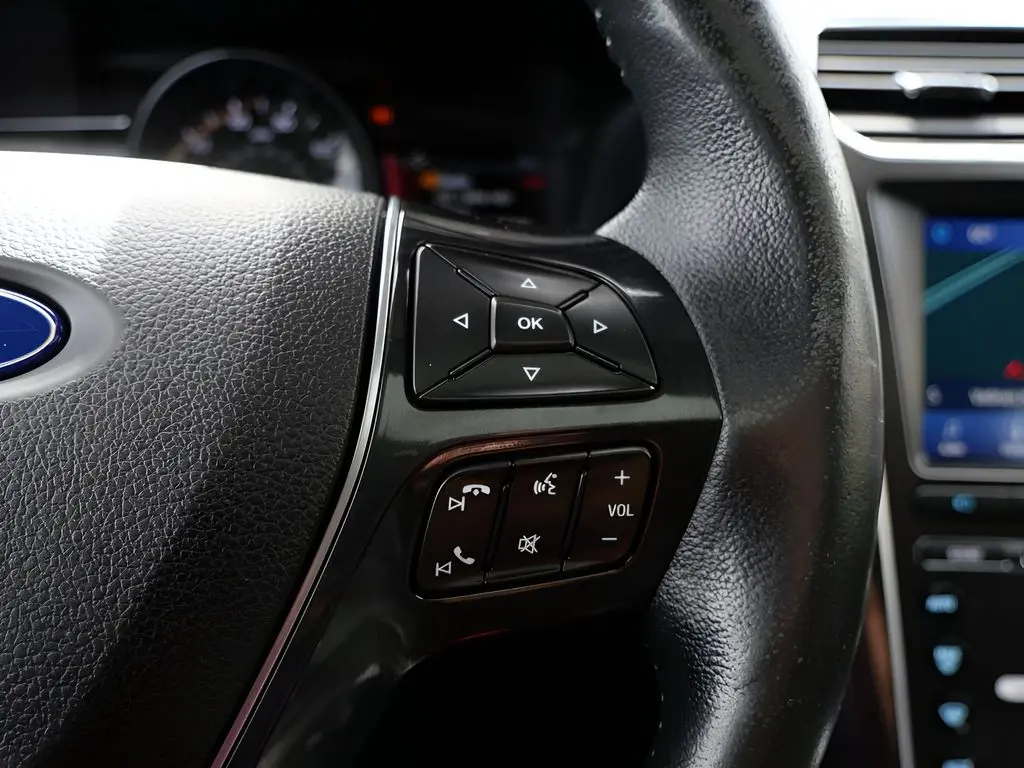 2017 Ford Explorer - $13,345