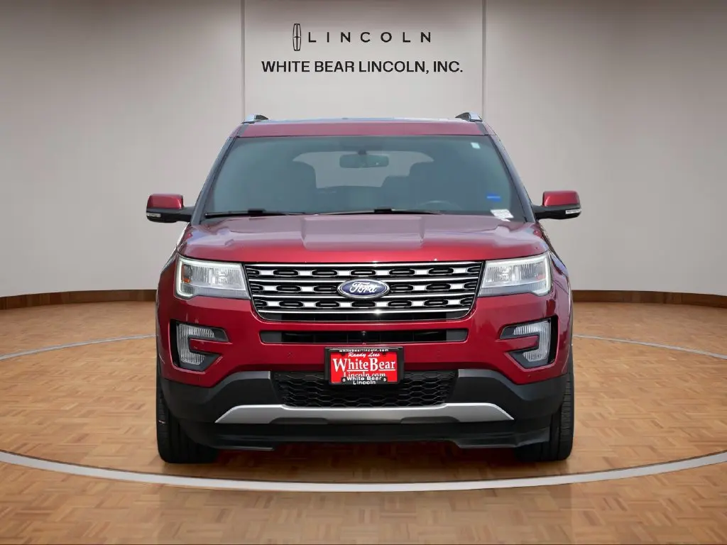 2017 Ford Explorer - $13,345