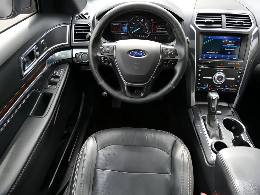 2017 Ford Explorer - $13,345