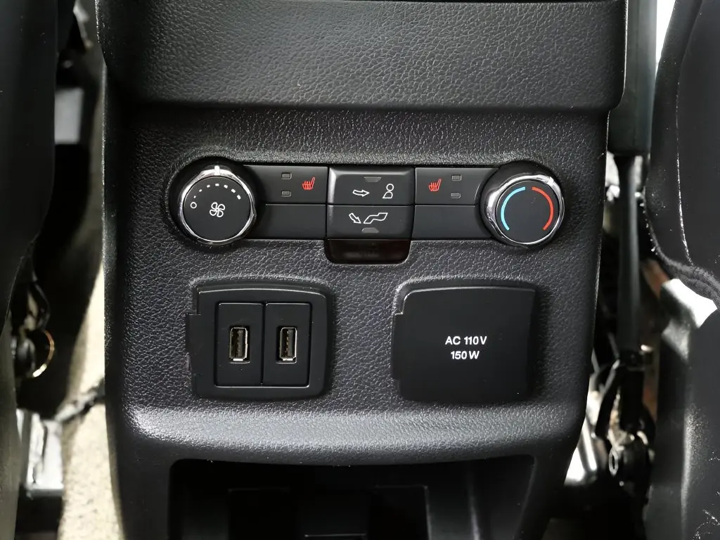 2017 Ford Explorer - $13,345