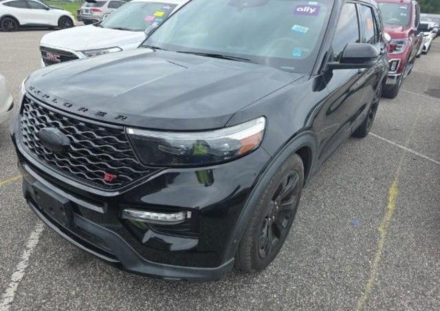 2022 Ford Explorer - $32,995