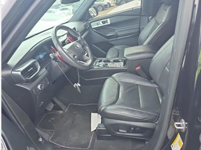 2022 Ford Explorer - $32,995
