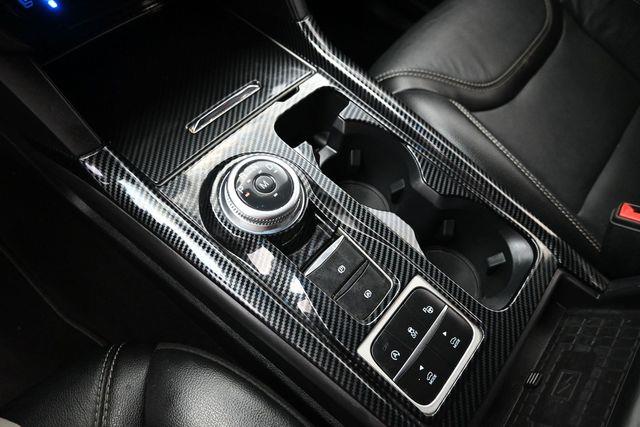 2022 Ford Explorer - $32,995