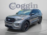 2022 Explorer Thumbnail 3