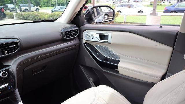 2022 Ford Explorer Platinum