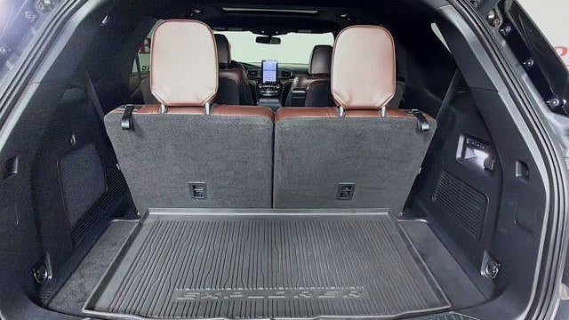 2021 Ford Explorer Platinum