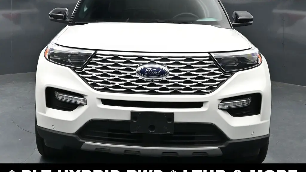 2023 Ford Explorer Hybrid Platinum
