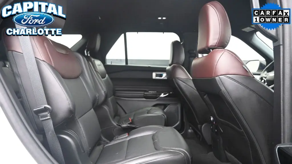 2023 Ford Explorer Hybrid Platinum