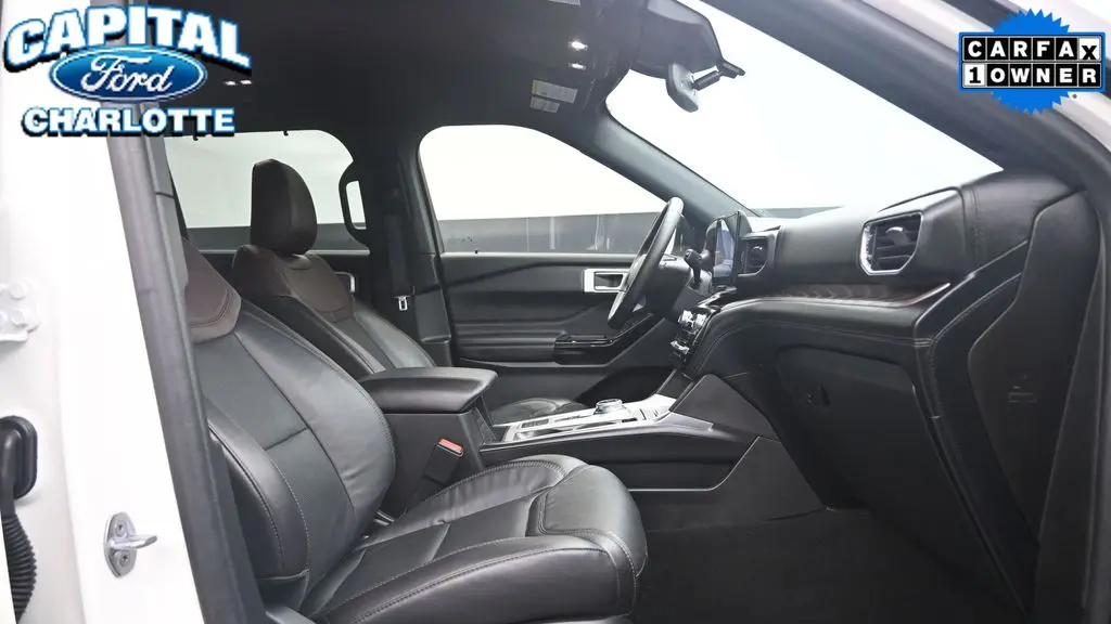 2023 Ford Explorer Hybrid Platinum