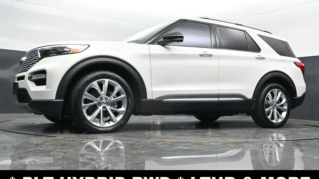 2023 Ford Explorer Hybrid Platinum