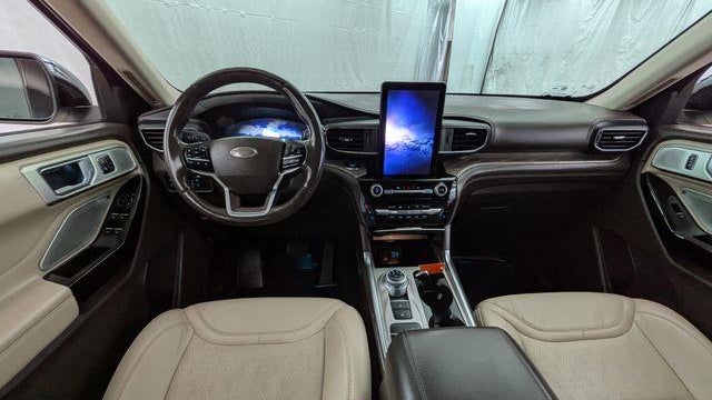 2023 Ford Explorer Hybrid Platinum