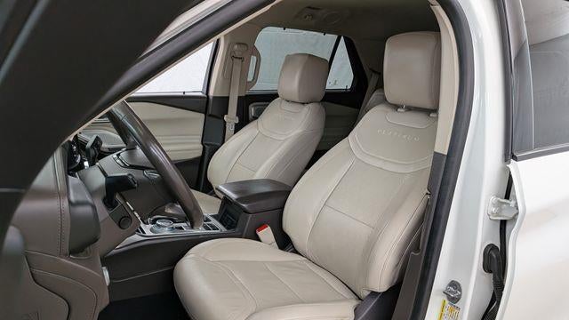 2023 Ford Explorer Hybrid Platinum