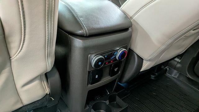 2023 Ford Explorer Hybrid Platinum