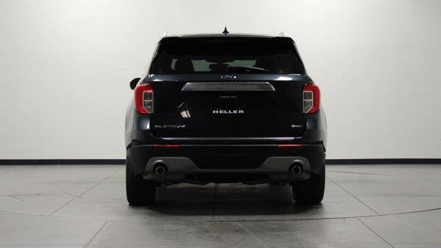 2022 Ford Explorer Hybrid Platinum