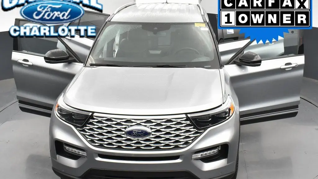2023 Ford Explorer Hybrid Platinum