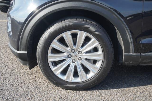 2022 Ford Explorer - $23,159