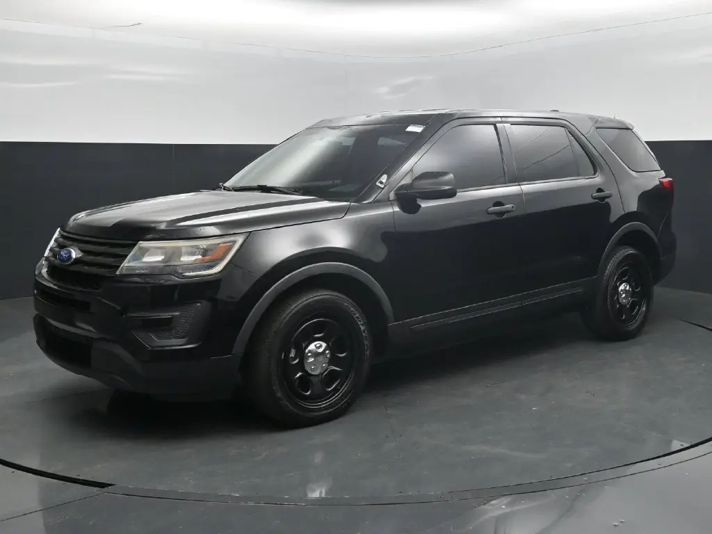2017 Ford Explorer - $9,898