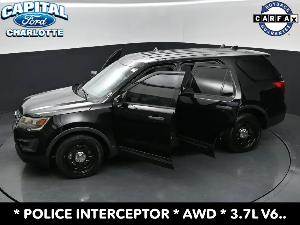 2017 Ford Explorer - $9,898