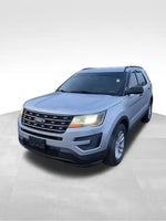 2016 Explorer Thumbnail 2
