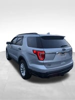 2016 Explorer Thumbnail 3